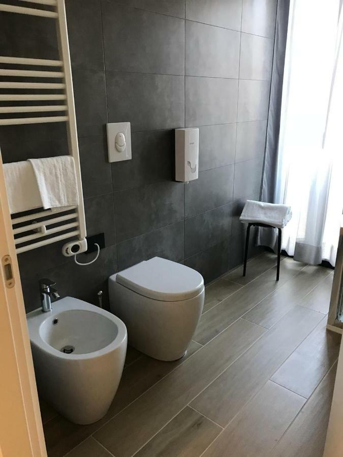 Roma Rooms Ancona Exterior photo
