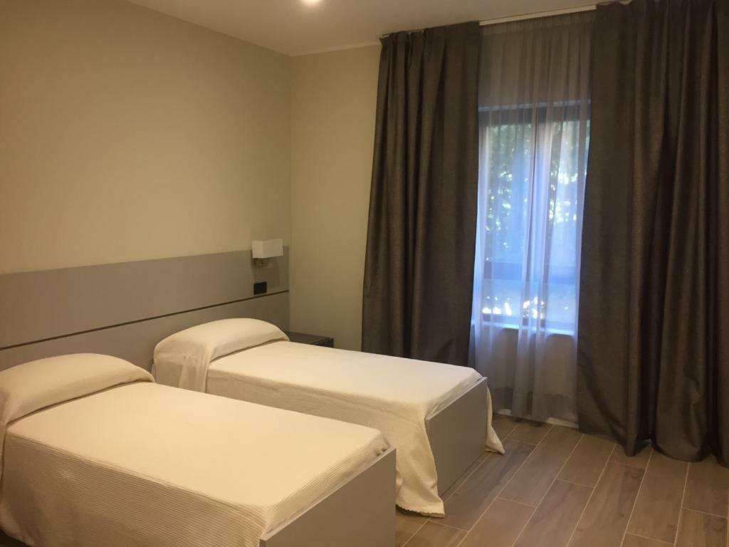 Roma Rooms Ancona Exterior photo